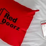 RedDoorz near Politeknik Negeri Medan