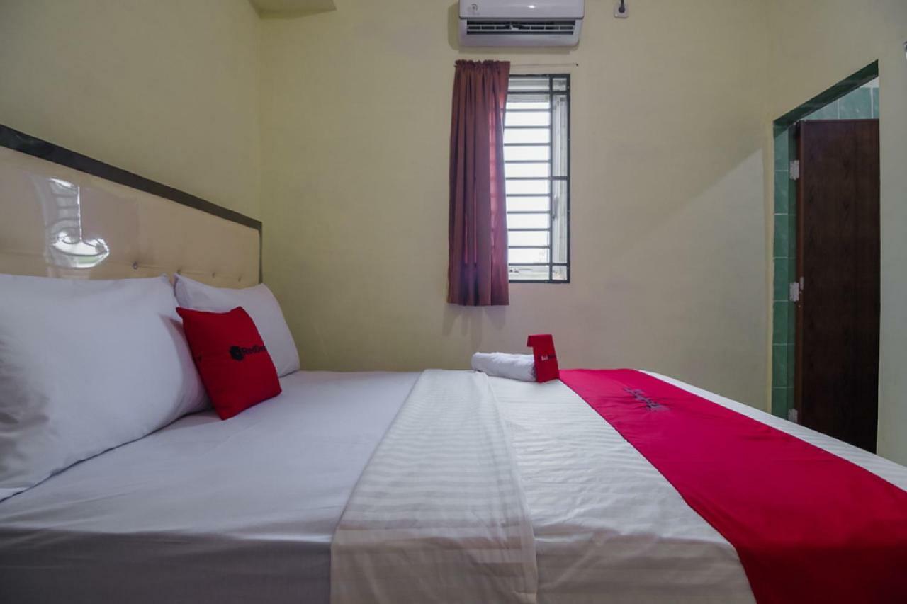 Wisma tamu Reddoorz Near Politeknik Negeri Medan
